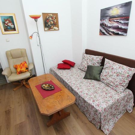 Apartment Dina Rovinj Exterior photo
