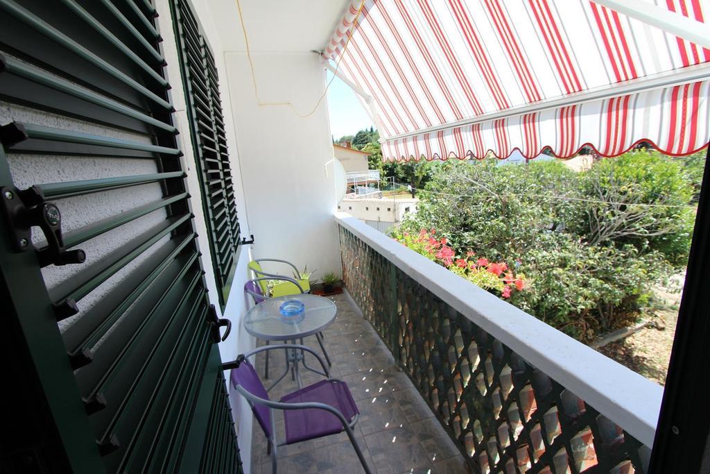 Apartment Dina Rovinj Exterior photo